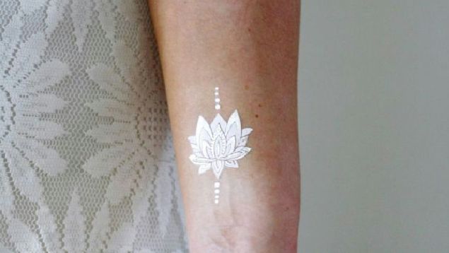 Tinta blanca en tatuajes ¿es recomendable? ¿es duradera? - Estudio Tatuaje  Valencia | Nigromancia Tattoo